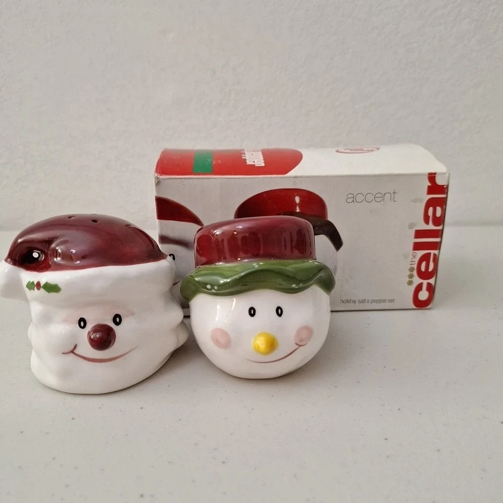 Vtg The Cellar Snowman Salt and Pepper Shakers Ceramic Christmas w/ Box